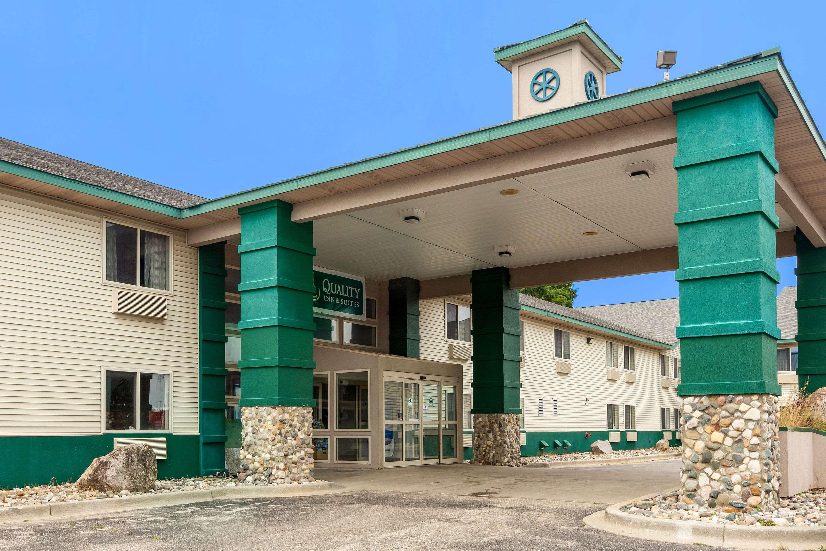 Quality Inn Clare Exterior photo